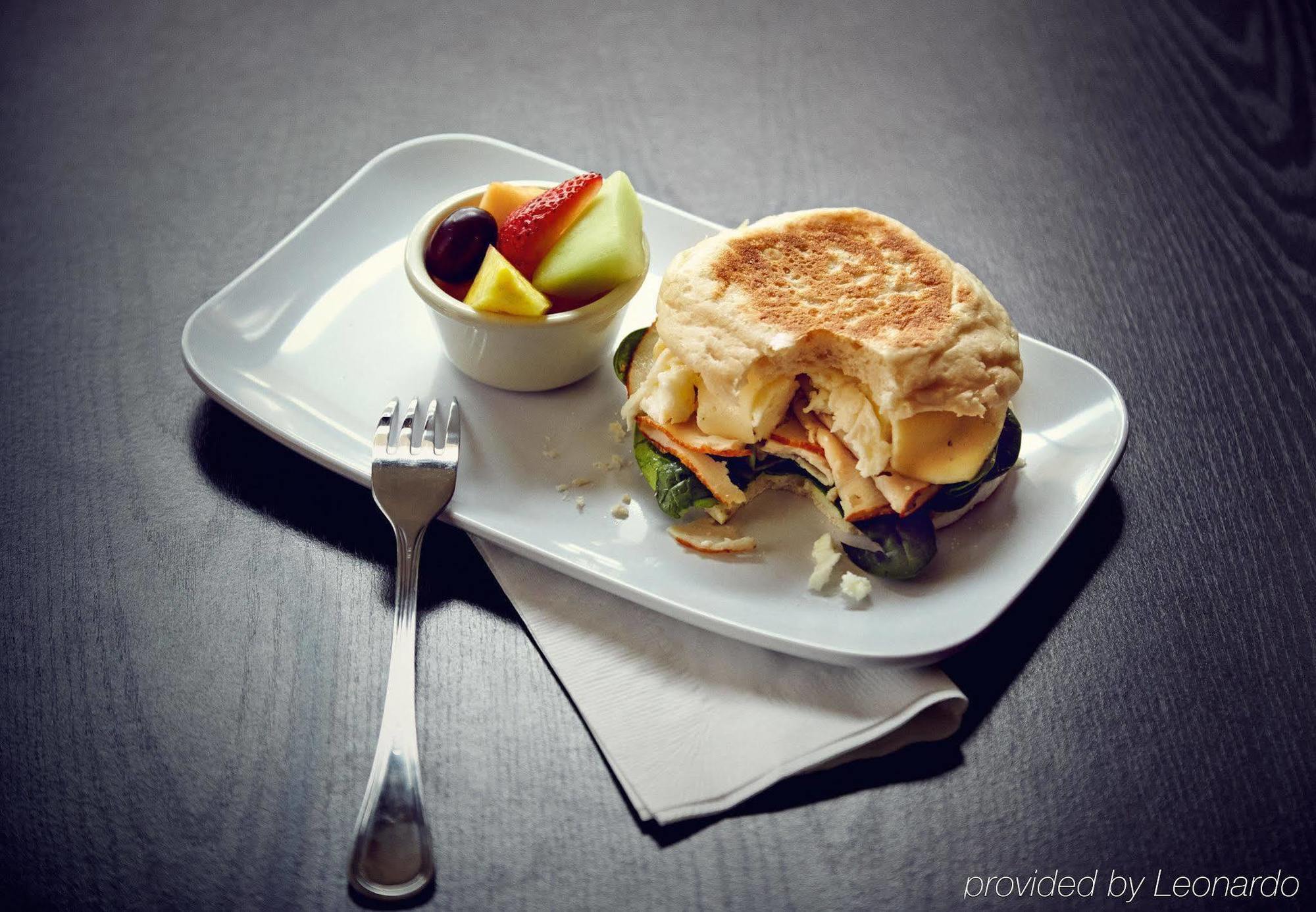 Courtyard By Marriott Madison East Ξενοδοχείο Εξωτερικό φωτογραφία